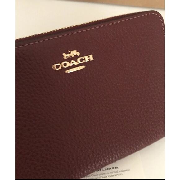 Coach Double Zip Burgundy Pebbled Leather Wristlet Women’s EUC - Picture 1 of 11